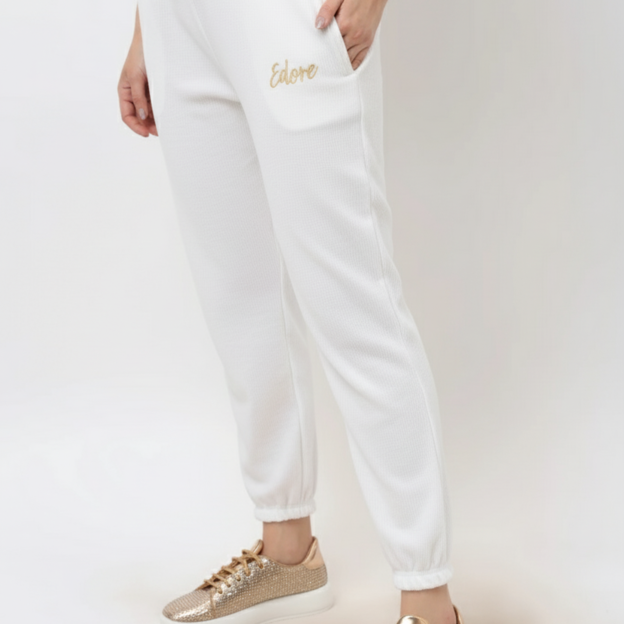 Cera White Jogger