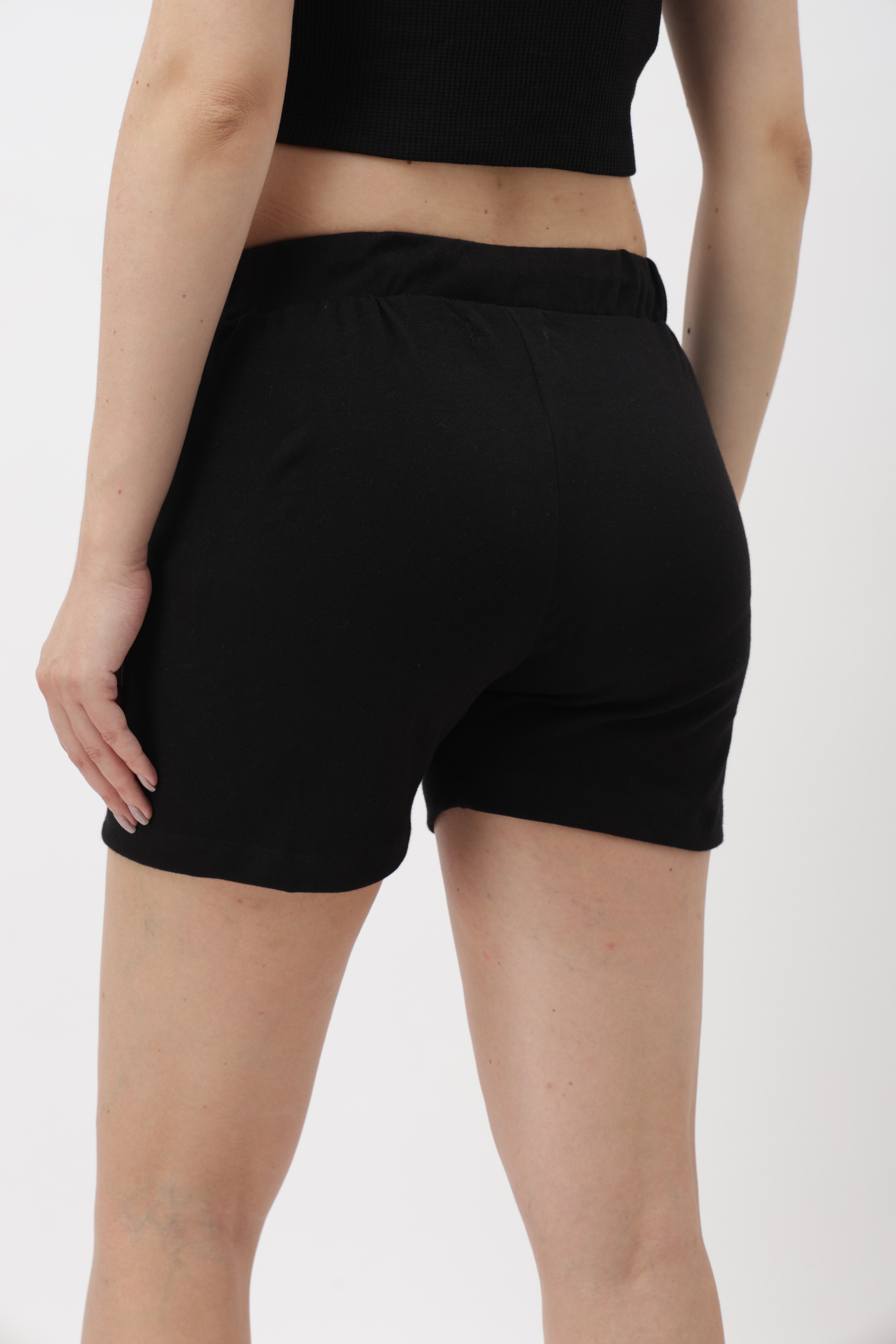 Nilo Black Shorts