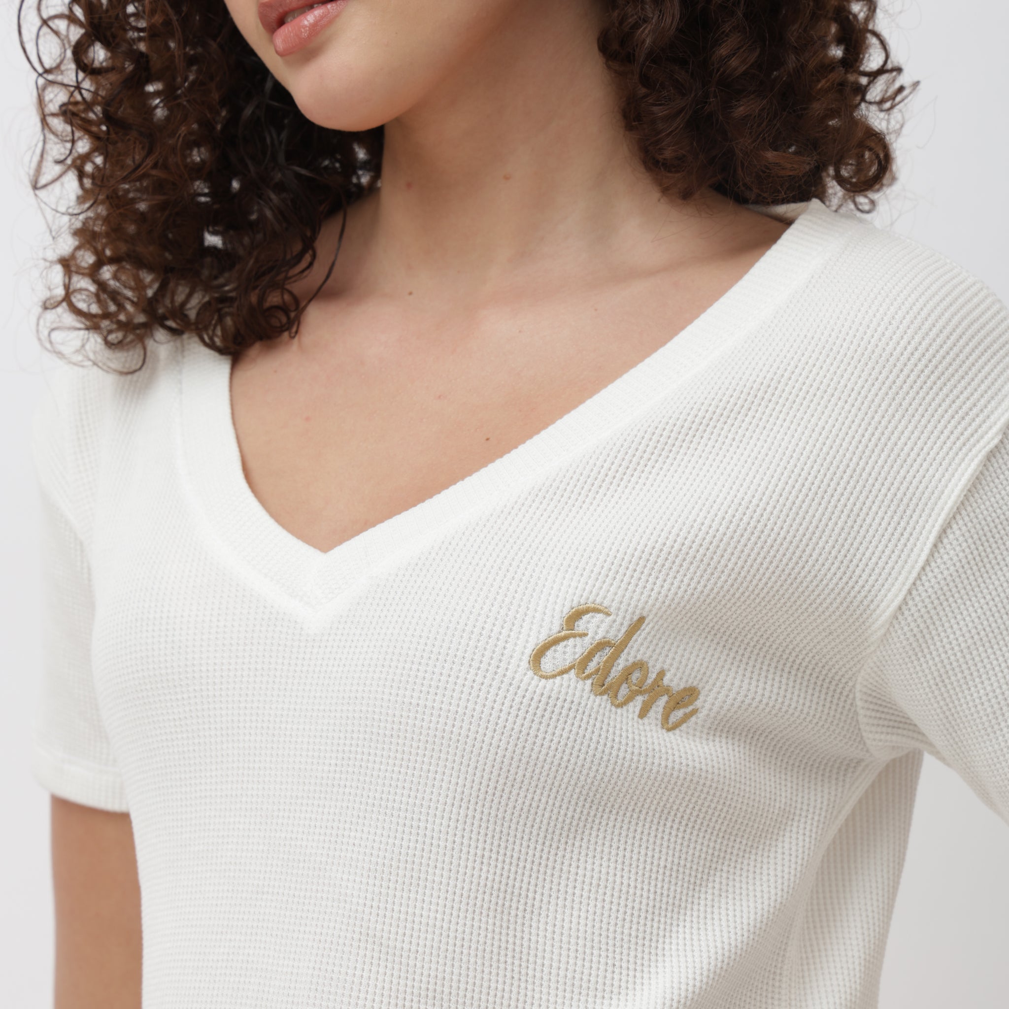 Rynel White Ribbed V-Neck T-Shirt