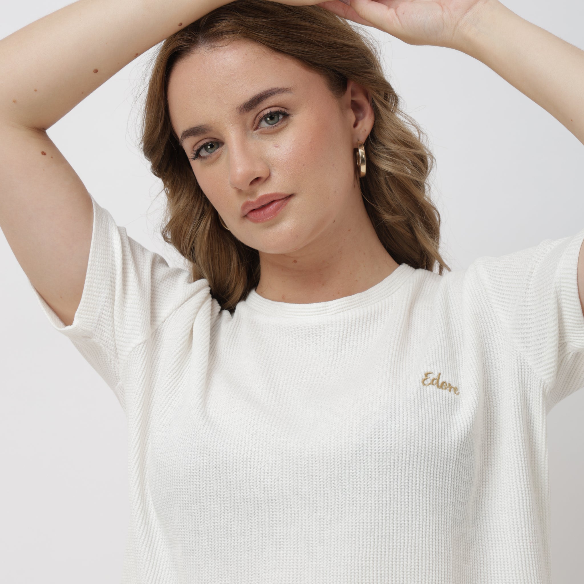 Lynel Unisex White Relaxed Fit T-Shirt