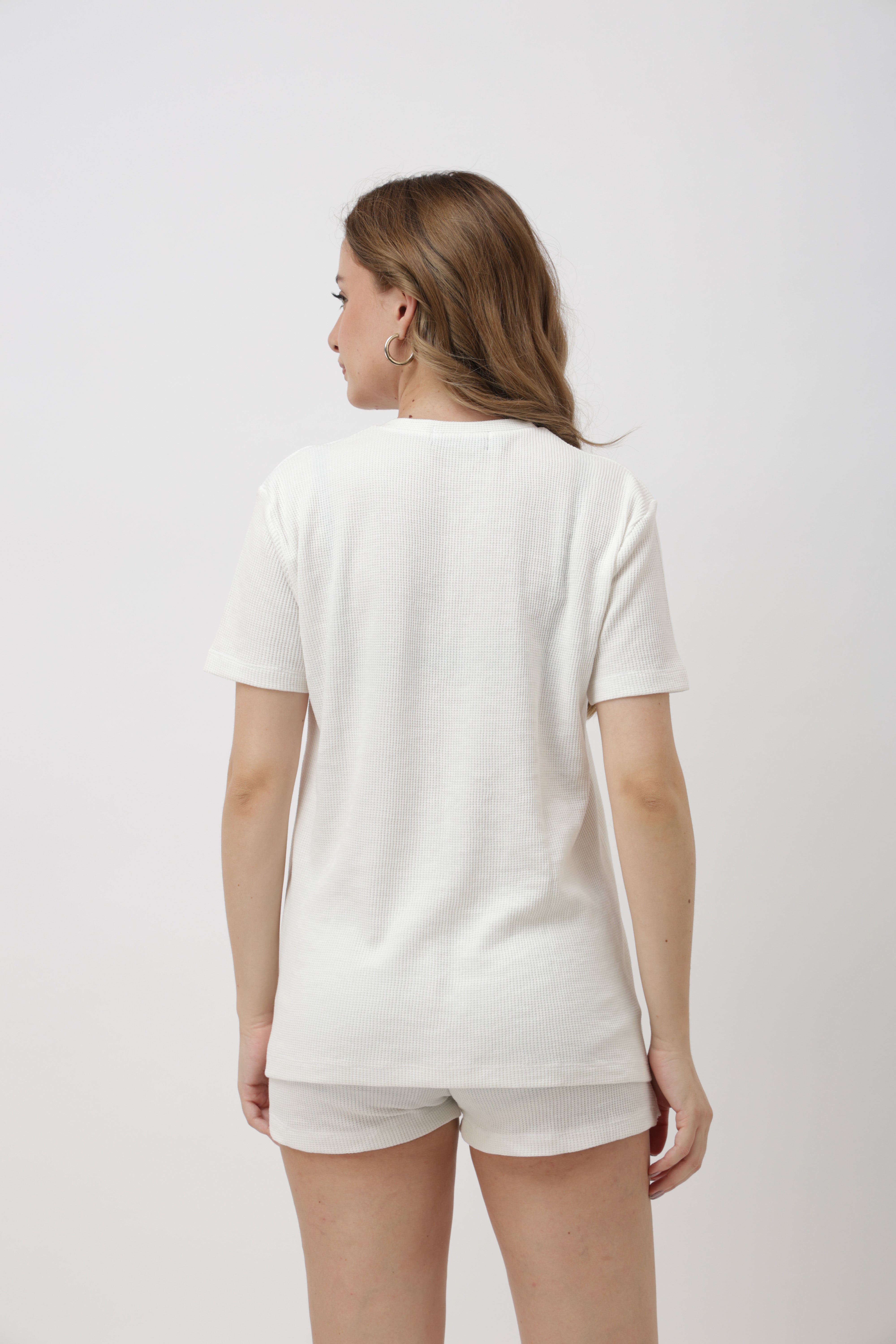 Lynel Unisex White Relaxed Fit T-Shirt