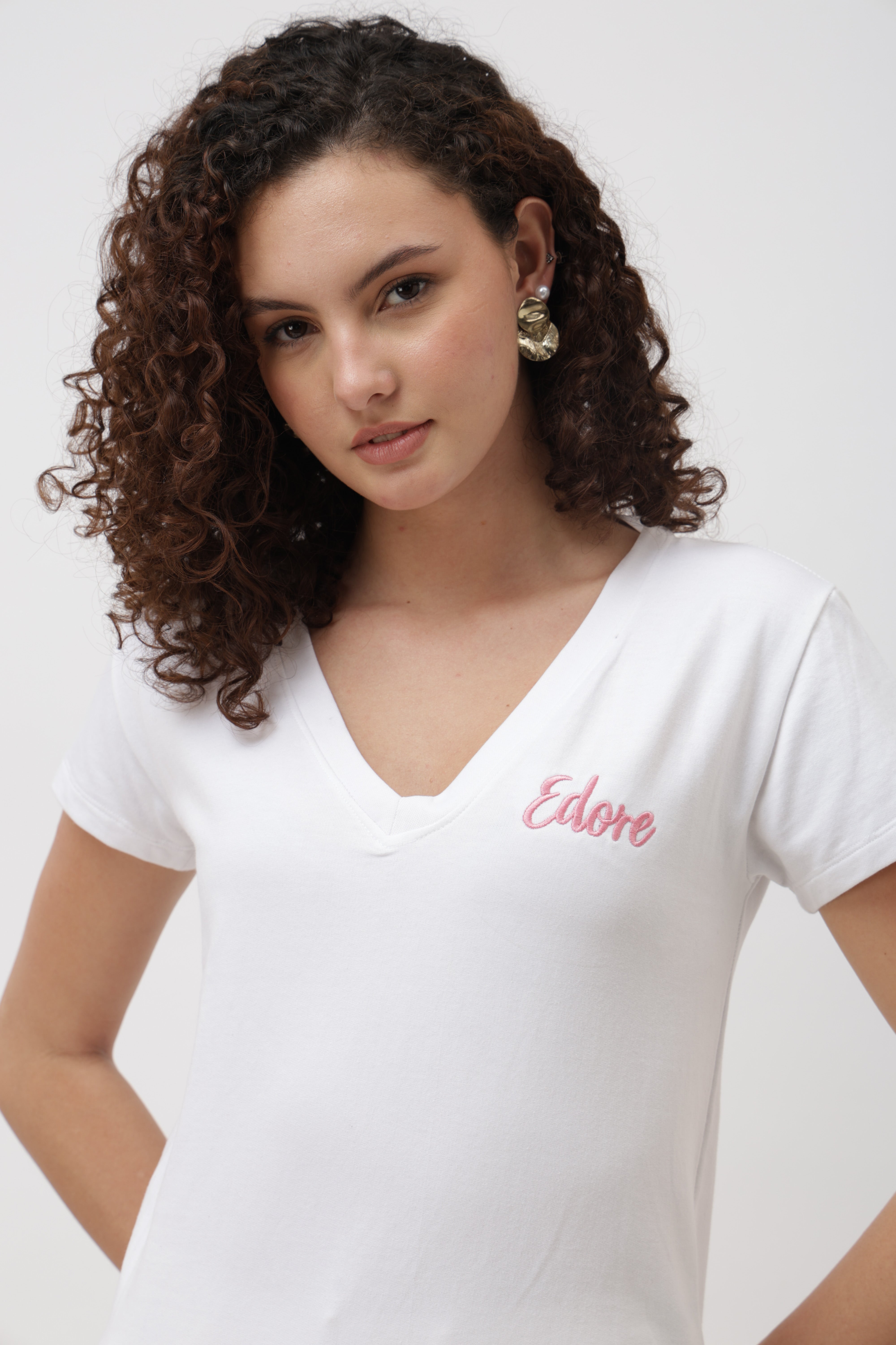 Kairo White V-Neck T-Shirt