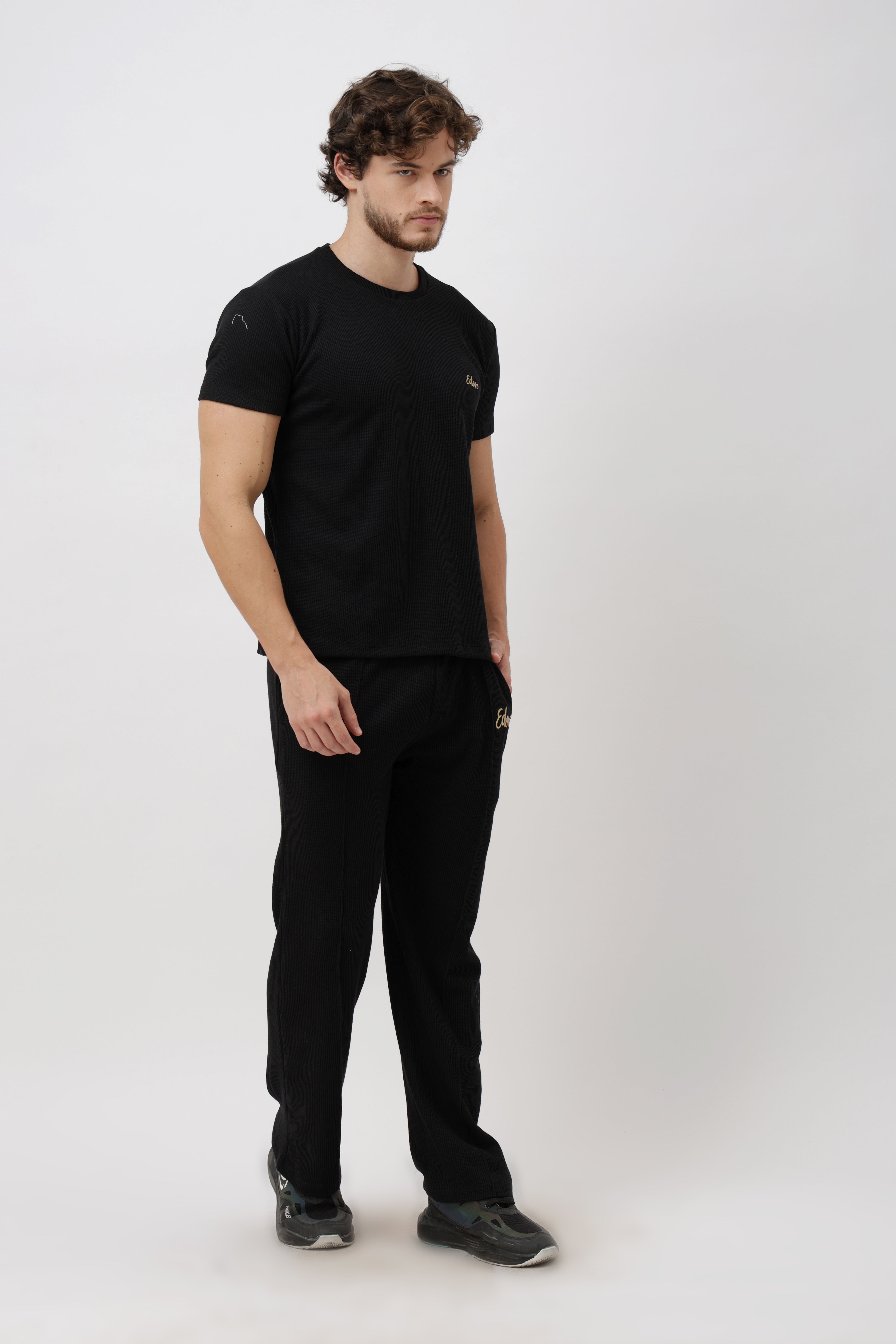 Lynel Unisex Black Relaxed Fit T-Shirt