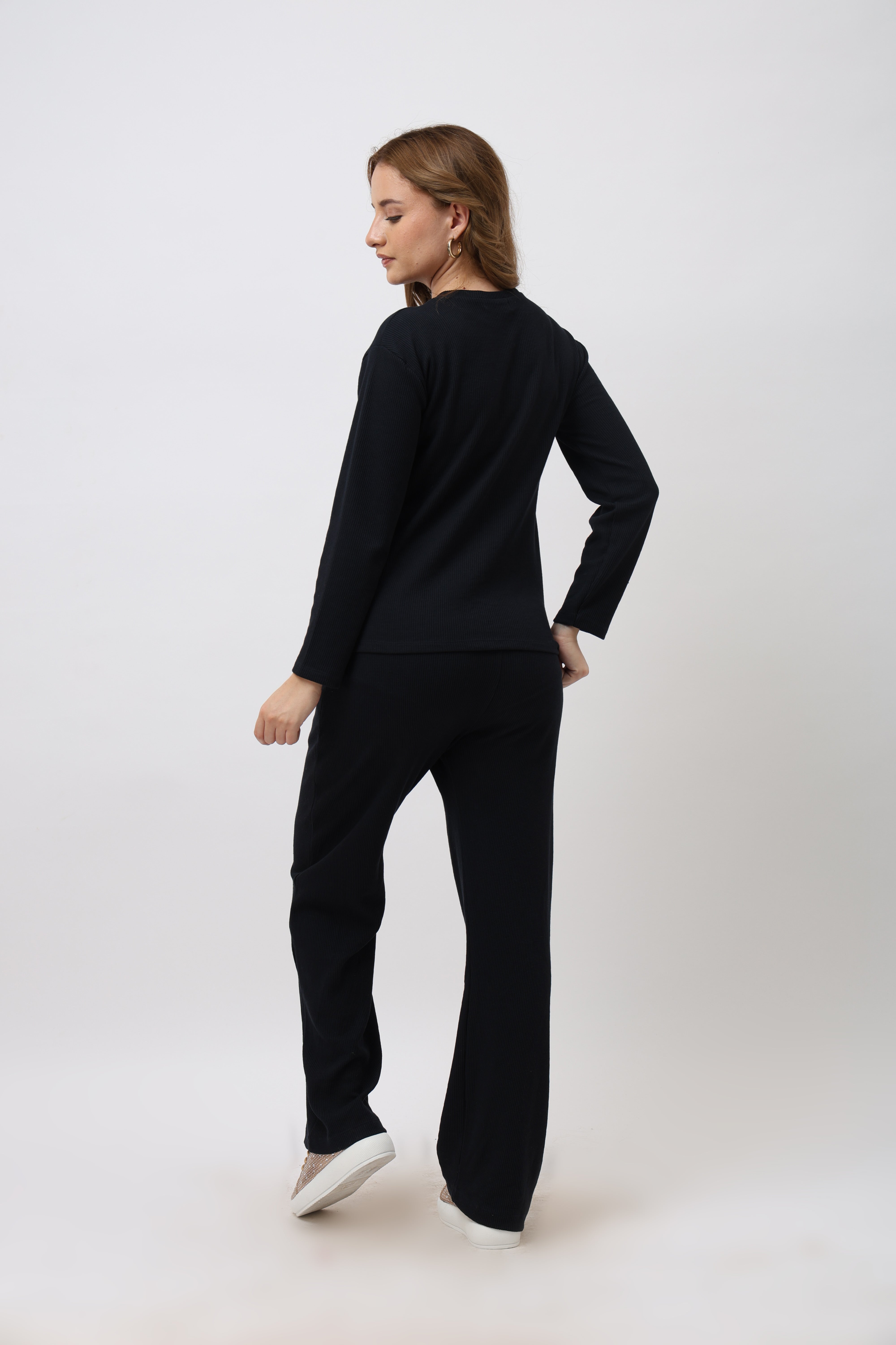 Tess Black Full Sleeve T-Shirt