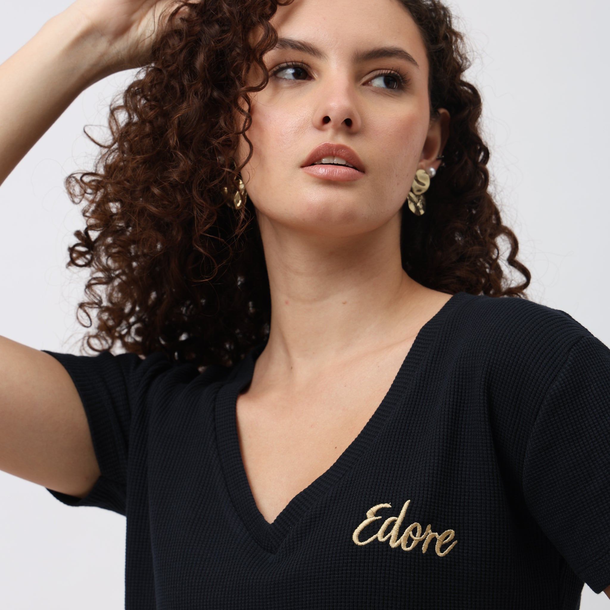 Rynel Navy Blue V-Neck Ribbed T-Shirt