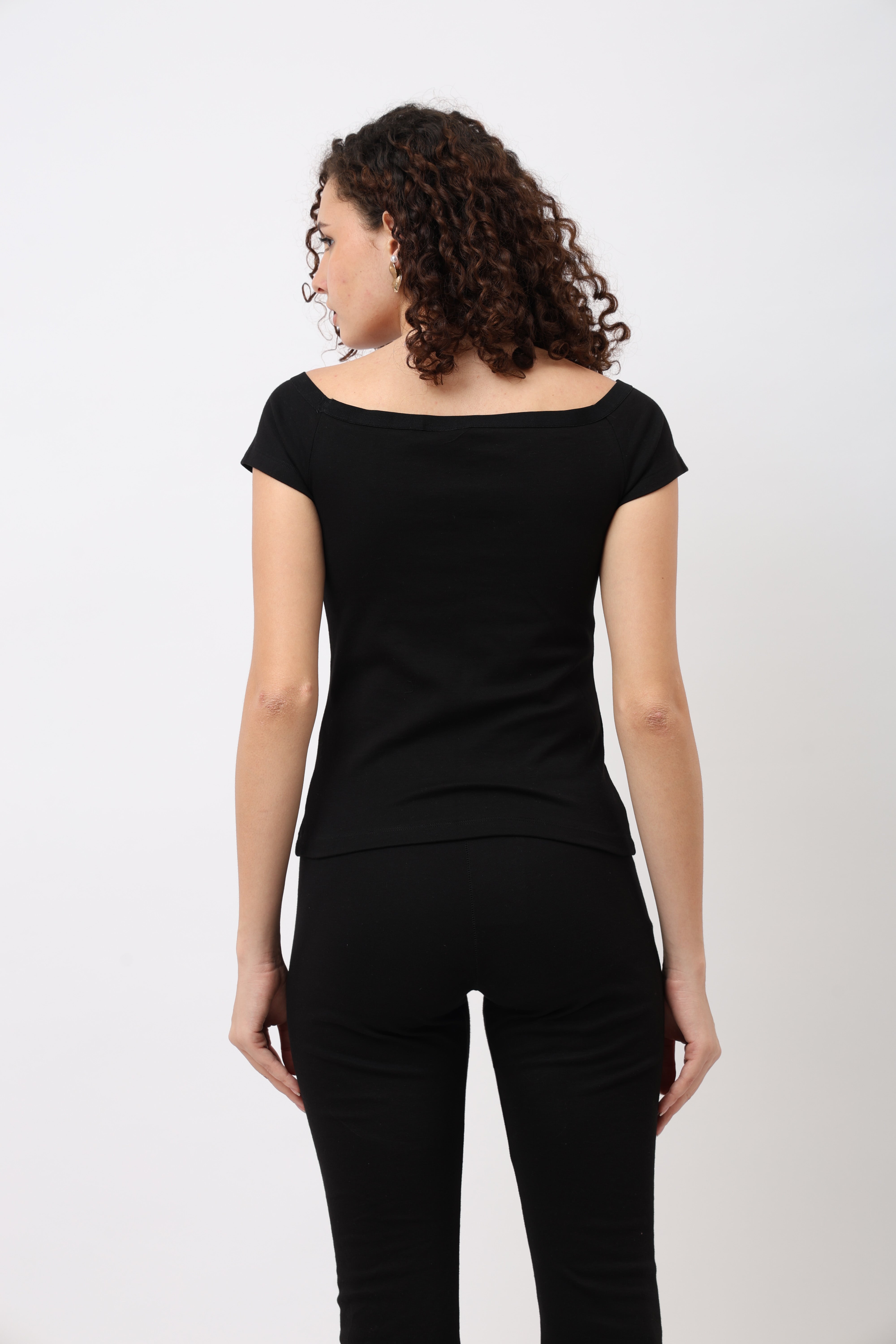 Veya Black Off-Shoulder Top