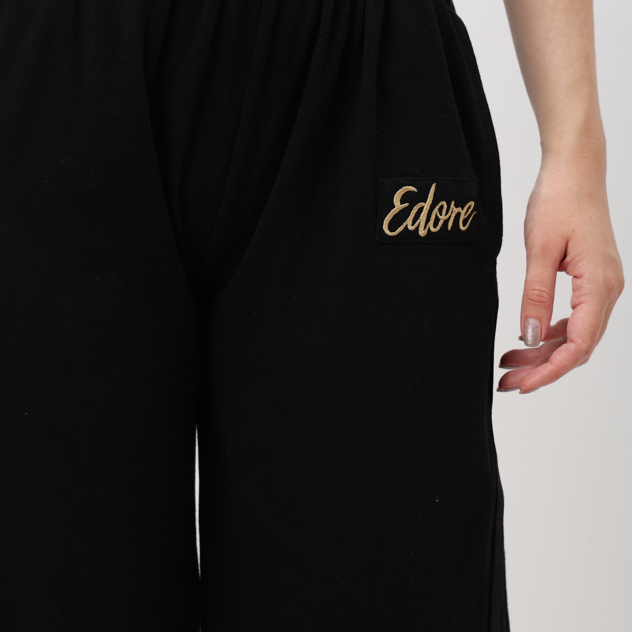 Leia Black Relaxed Pyjama