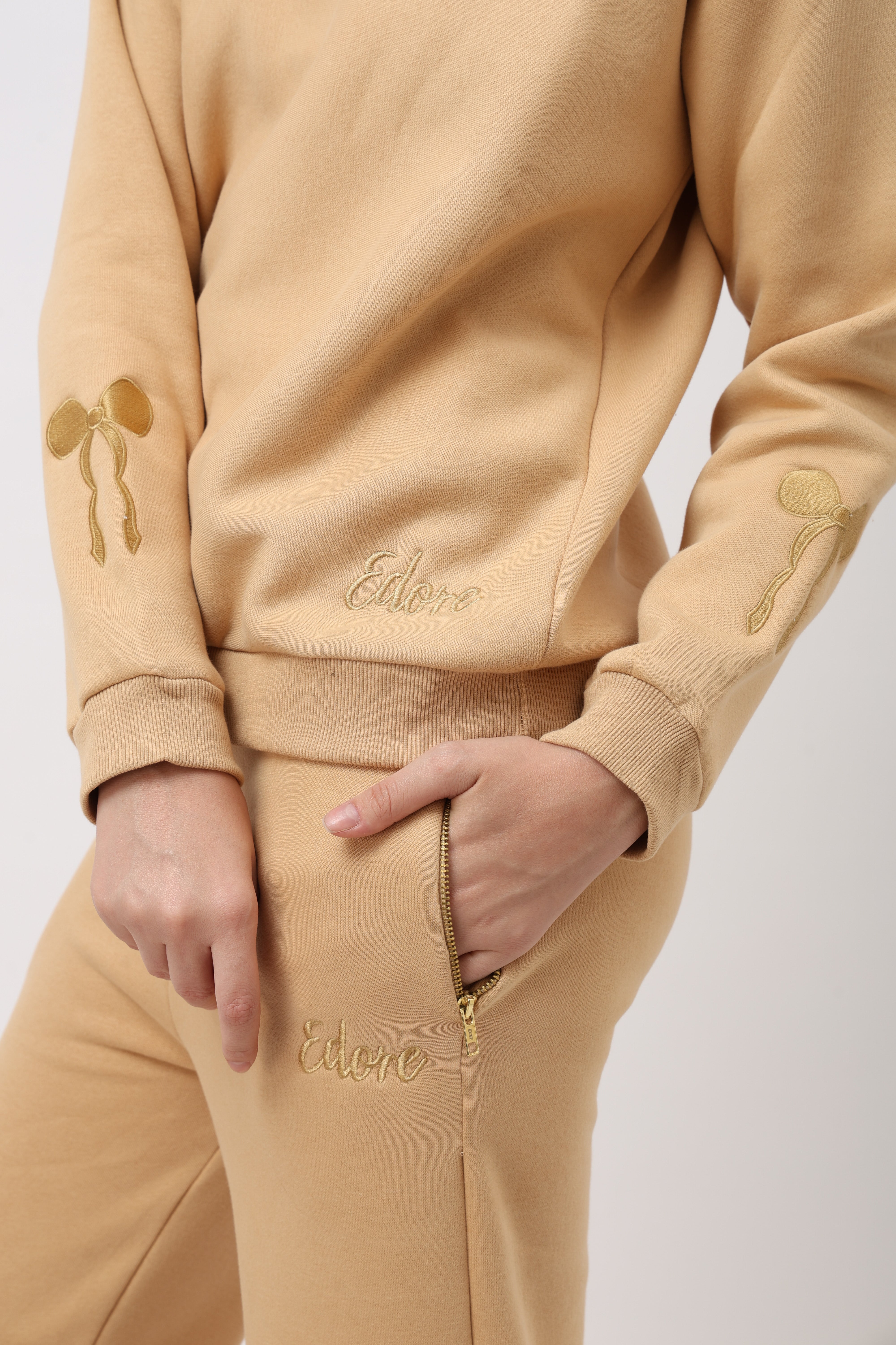 Elva Beige Sweatshirt