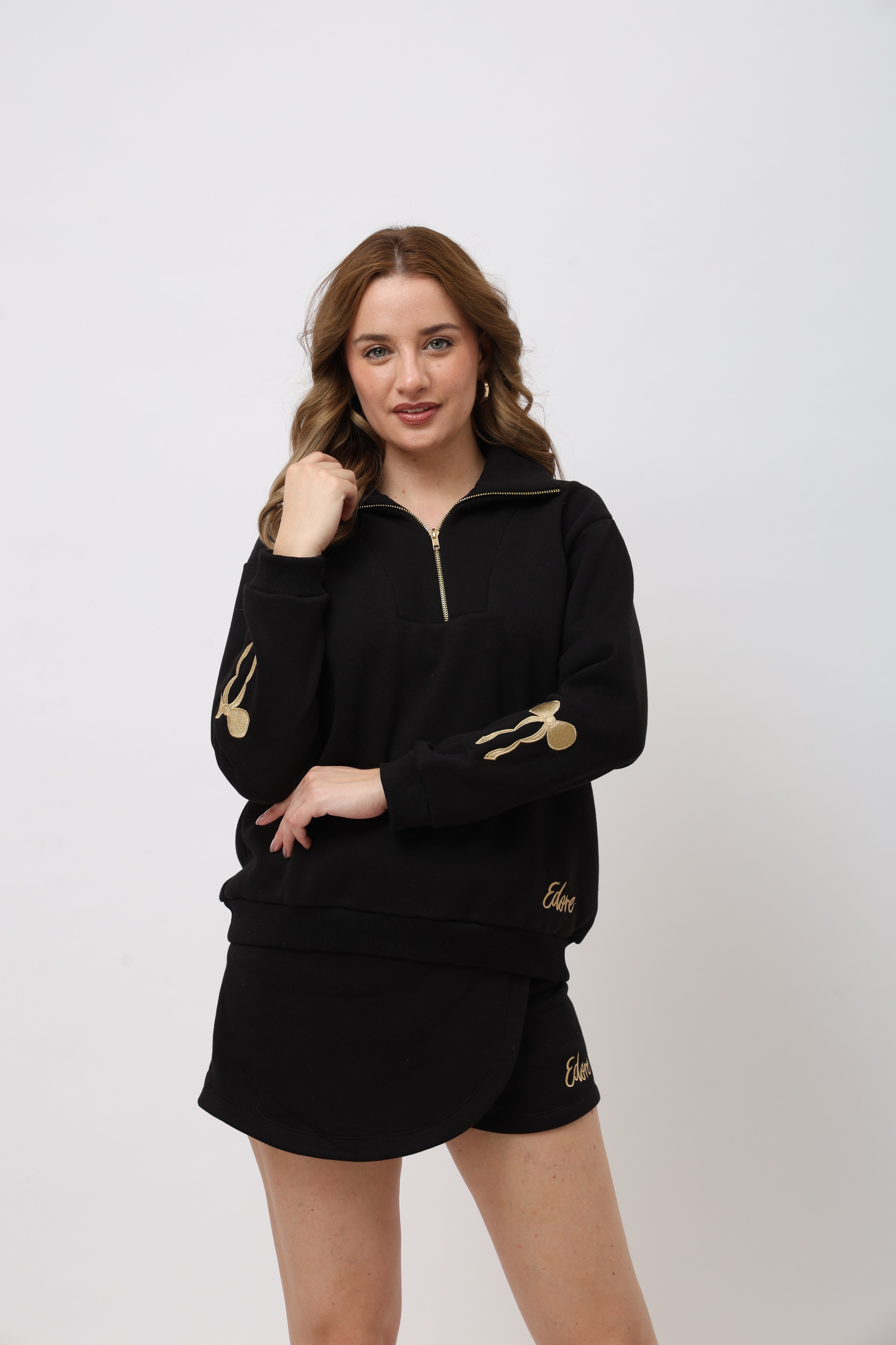 Elva Black Sweatshirt