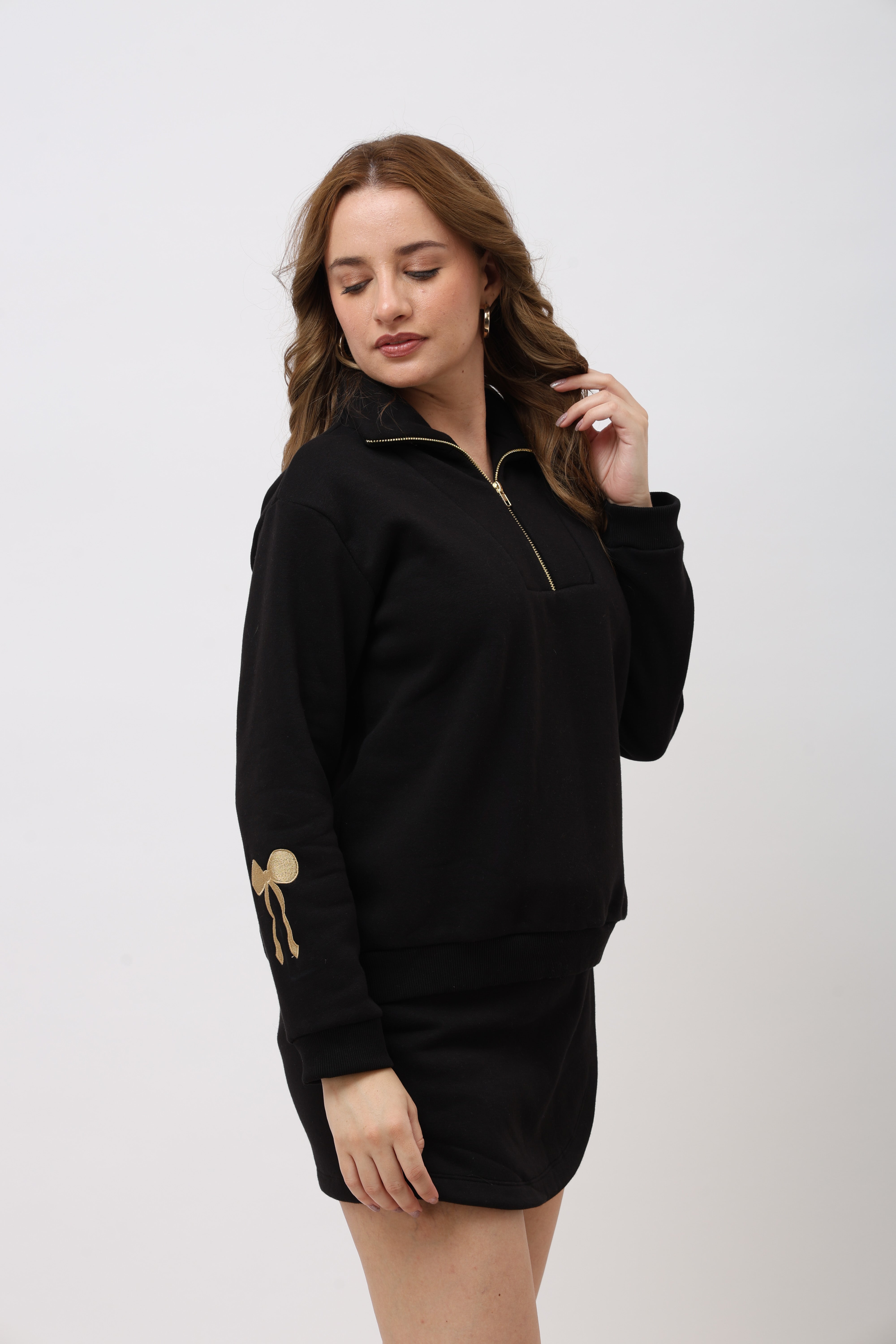 Elva Black Sweatshirt