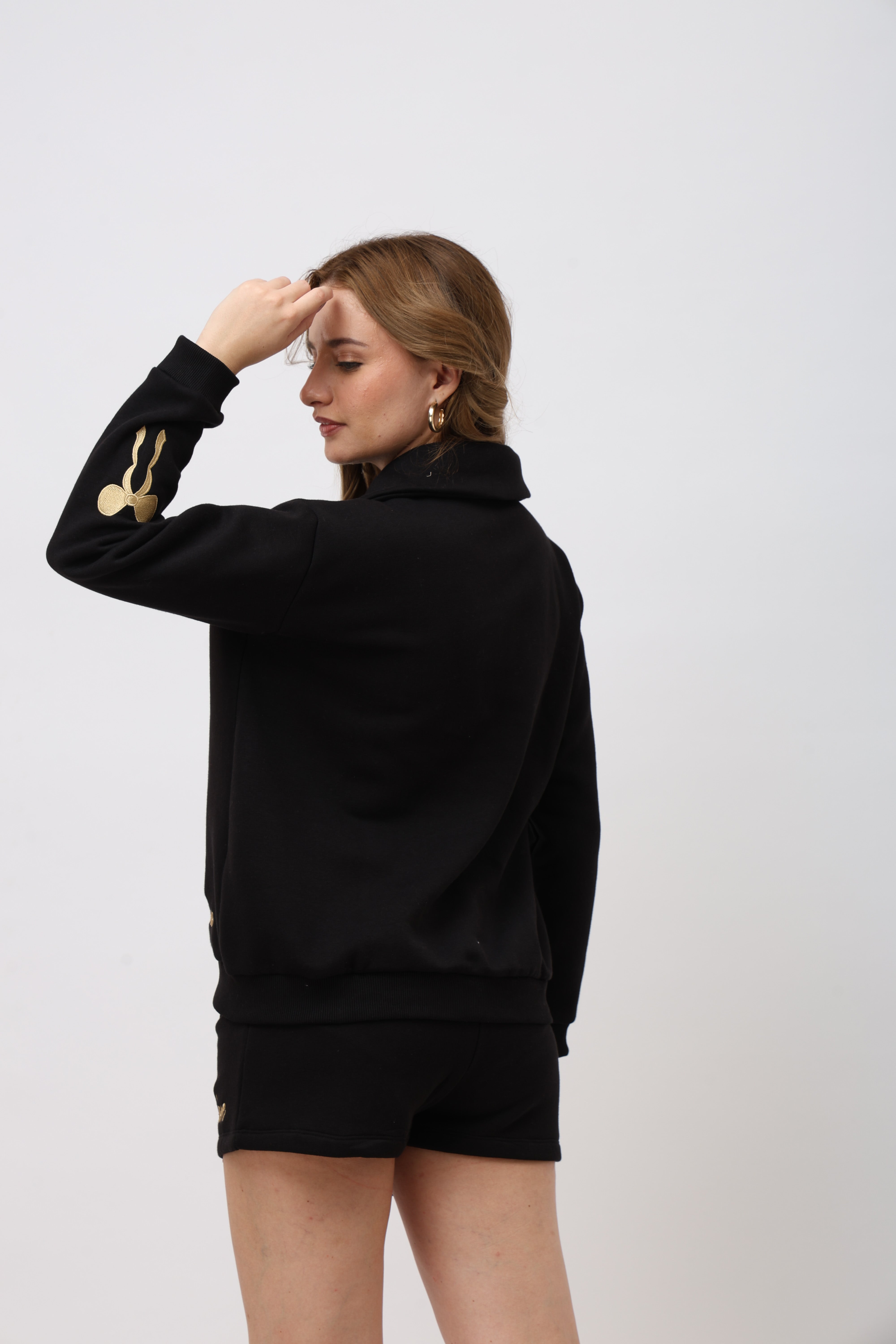 Elva Black Sweatshirt