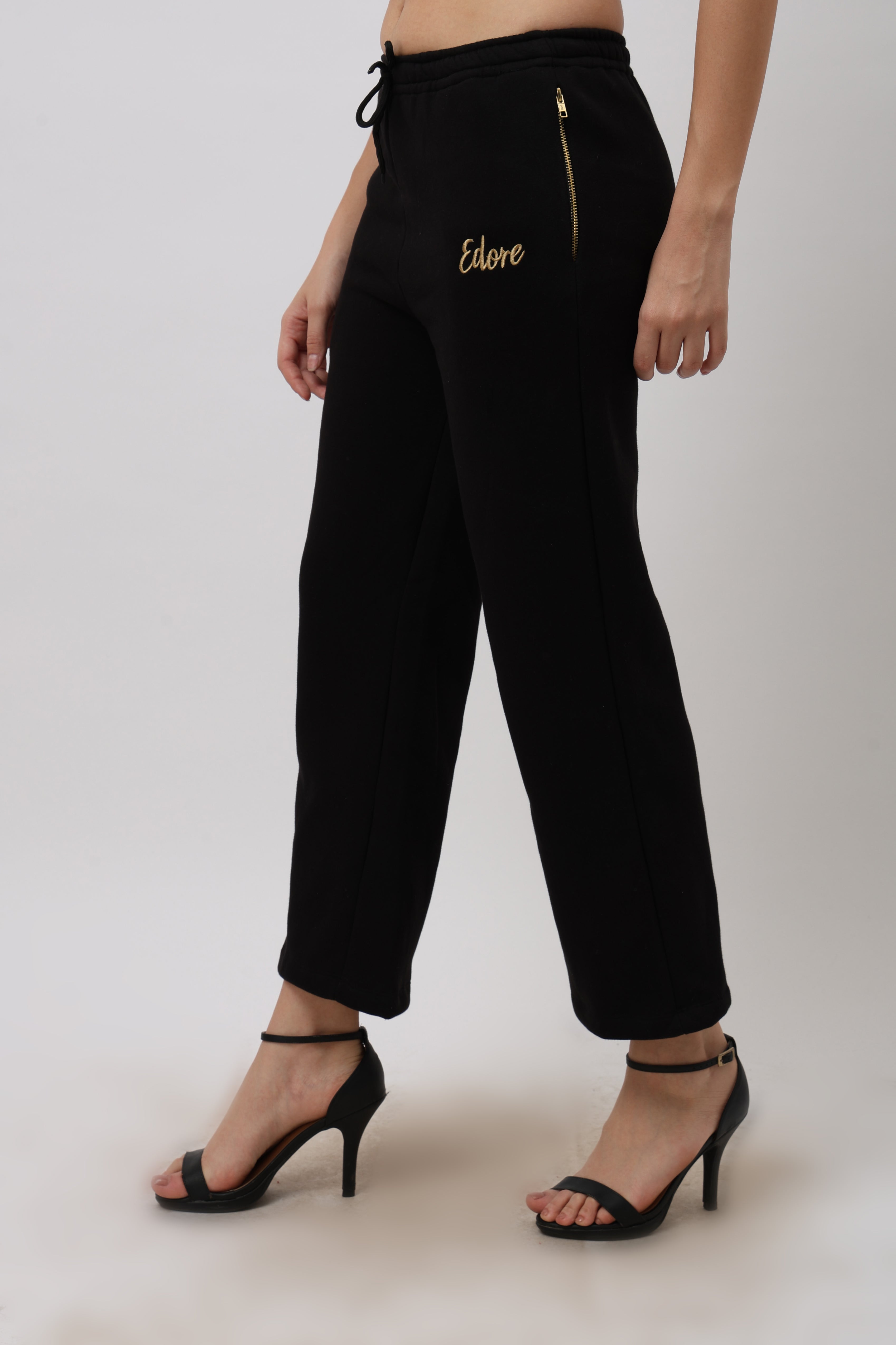 Cora Black Straight Fit Pyjama