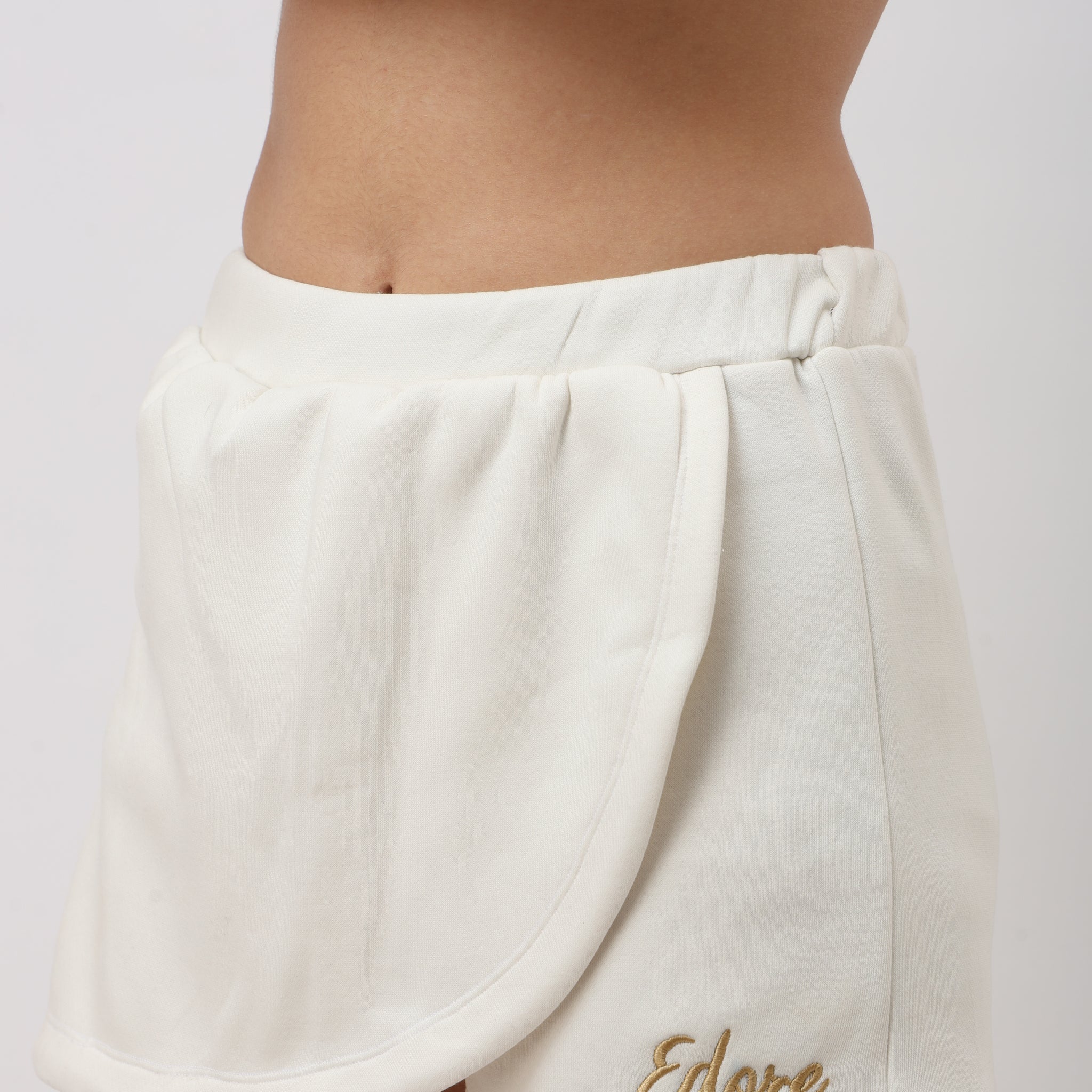 Aven Off White Skort