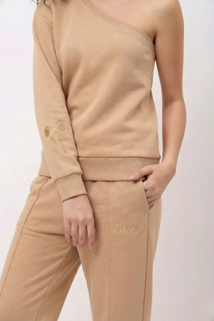 Elior Beige One-Shoulder Sweatshirt